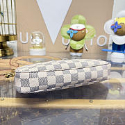 Louis Vuitton Pochette Accessoires in Damier Azur canvas size 21*3*13cm - 3