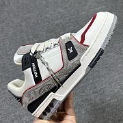Louis Vuitton Trainer white and gray - 5